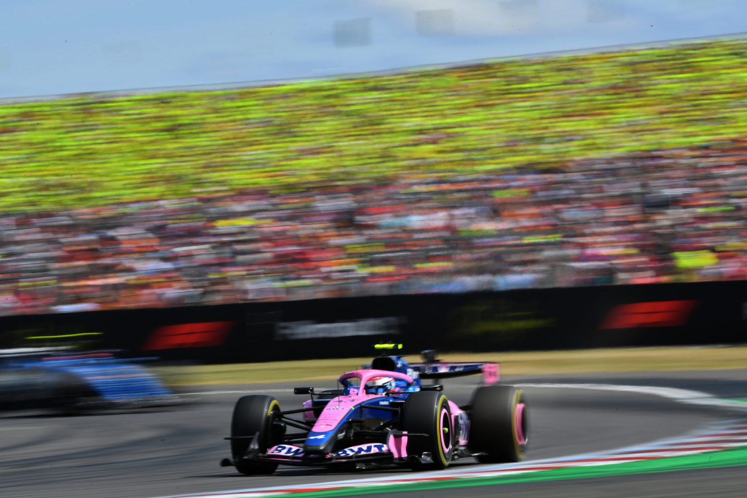 NORTHAMPTON, ENGLAND - JULY 05: Franco Colapinto of Argentina driving the (43) Alpine F1 A526 Mercedes on track during the F1 Grand Prix of Great Britain at Silverstone Circuit on July 05, 2026 in Northampton, England. (Photo by James Sutton/Sutton Images)