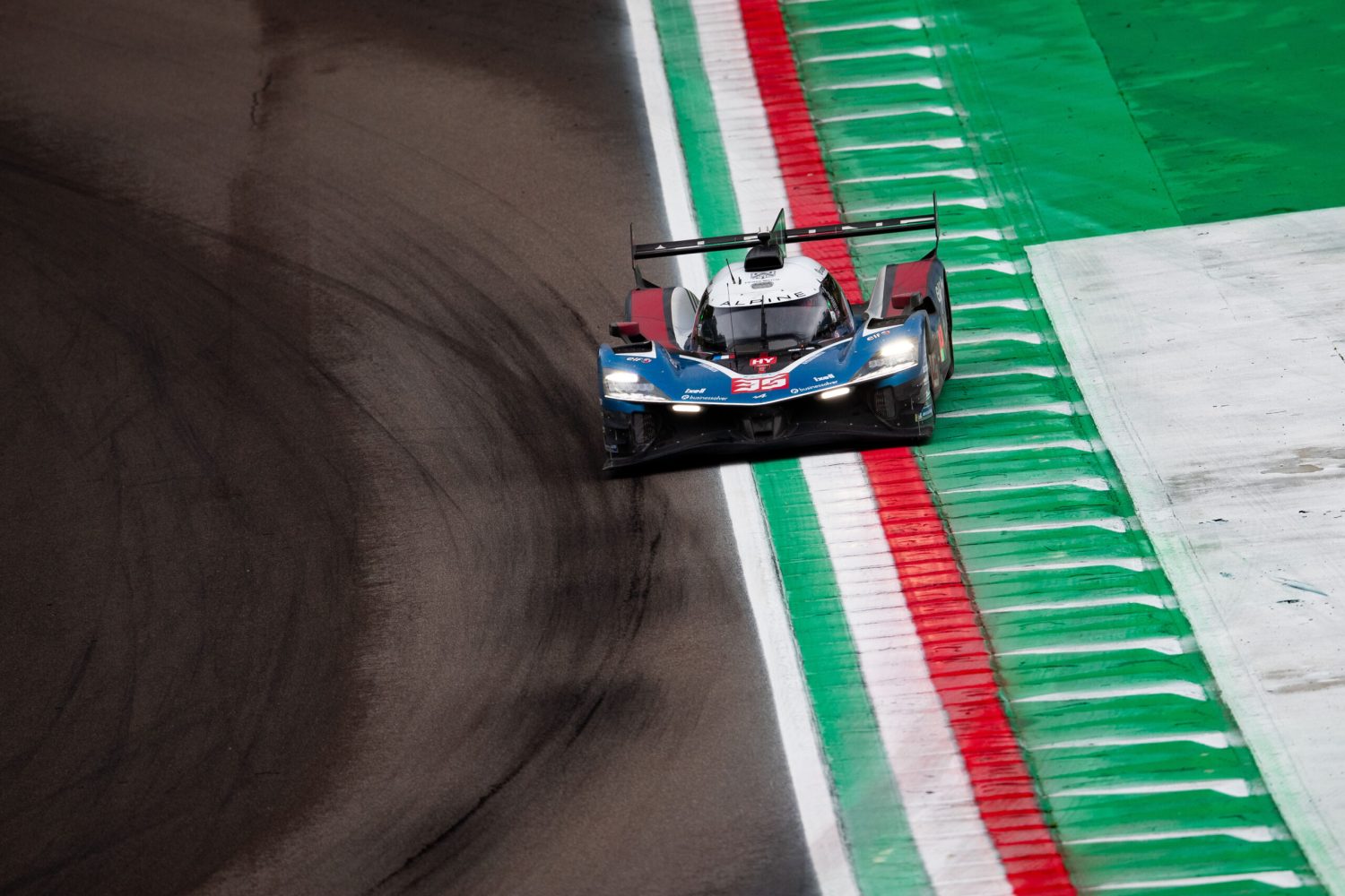 35 FELIX DA COSTA António (prt), HABSBURG Ferdinand (aut), MILESI Charles (fra), Alpine Endurance Team, Alpine A424 #35, Hypercar, action during the Prologue of the 2026 FIA World Endurance Championship, from April 13 to 14, 2026 on the Autodromo Enzo e Dino Ferrari in Imola, Italy - Photo Joao Filipe / DPPI