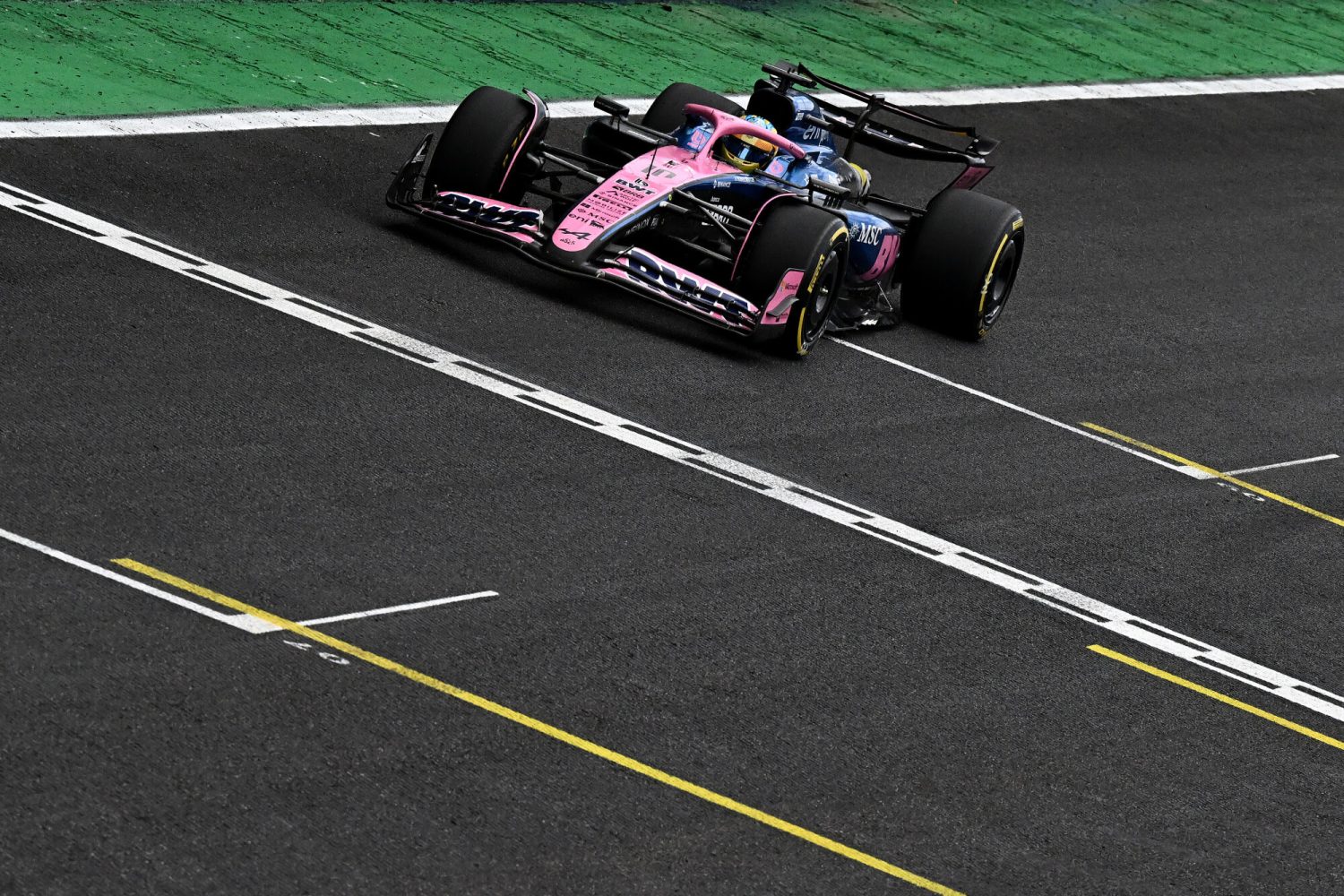 SAO PAULO, BRAZIL - NOVEMBER 09: Pierre Gasly of France driving the (10) Alpine F1 A525 Renault on track during the F1 Grand Prix of Brazil at Autodromo Jose Carlos Pace on November 09, 2025 in Sao Paulo, Brazil. (Photo by Pauline Ballet/LAT Images)